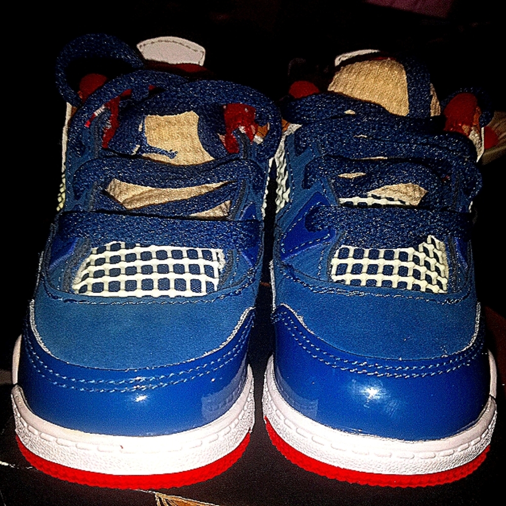JORDAN Messy Room          Retro 4